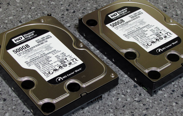 Two WD5001AALS used in the tests
